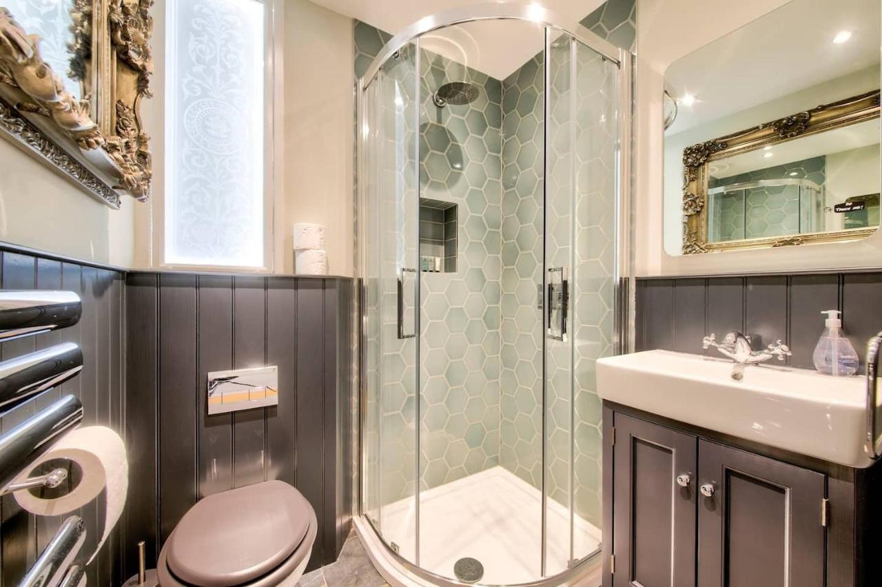 Upper Bow - Luxurious, Modern 1Br Apartment Near Castle Edimburgo Exterior foto